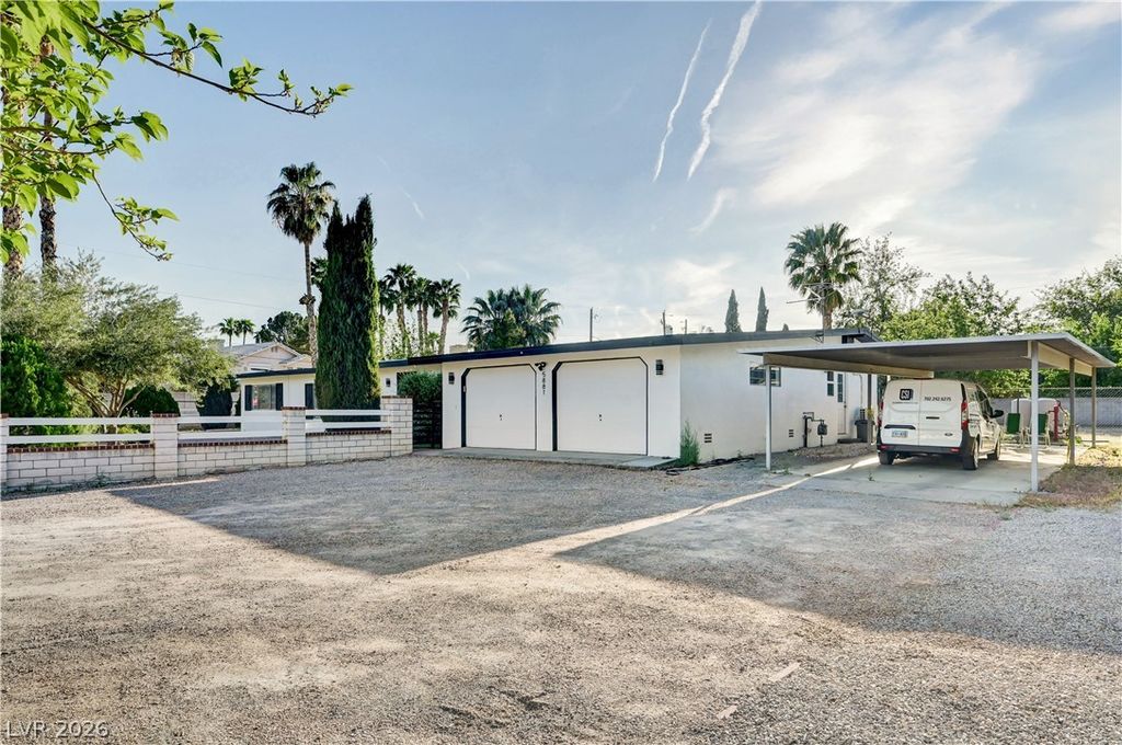 5881 South Sandhill Road, Las Vegas, NV 89120