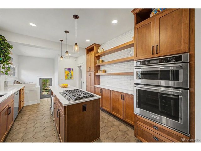 2671 Albion St, Denver, CO 80207