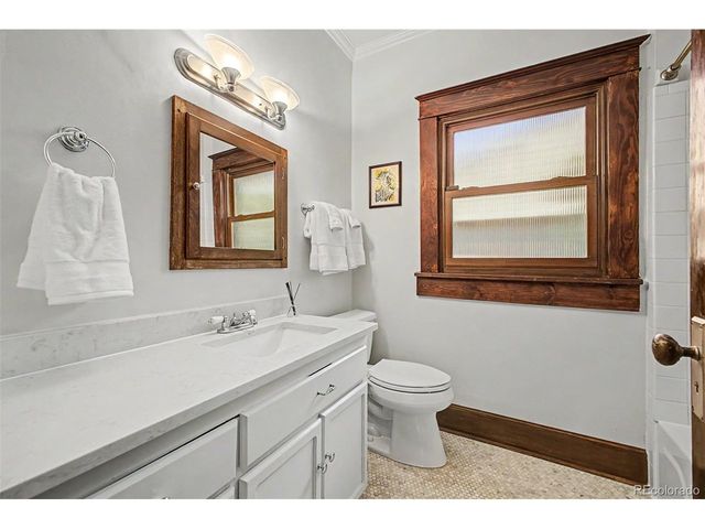 2671 Albion St, Denver, CO 80207