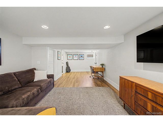 2671 Albion St, Denver, CO 80207