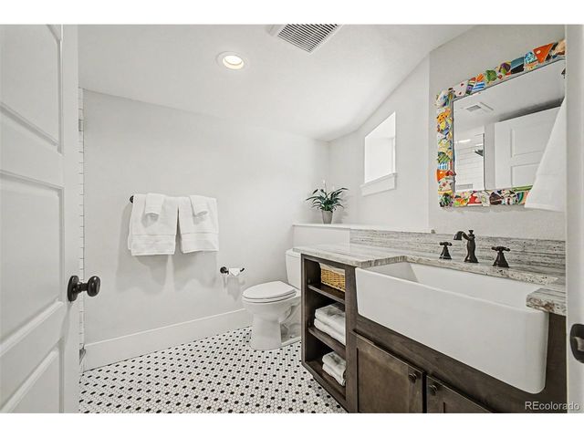 2671 Albion St, Denver, CO 80207