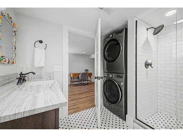 2671 Albion St, Denver, CO 80207