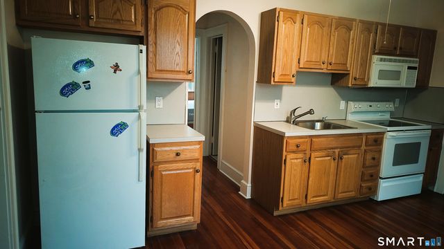 656 Cove Road, Stamford, CT 06902