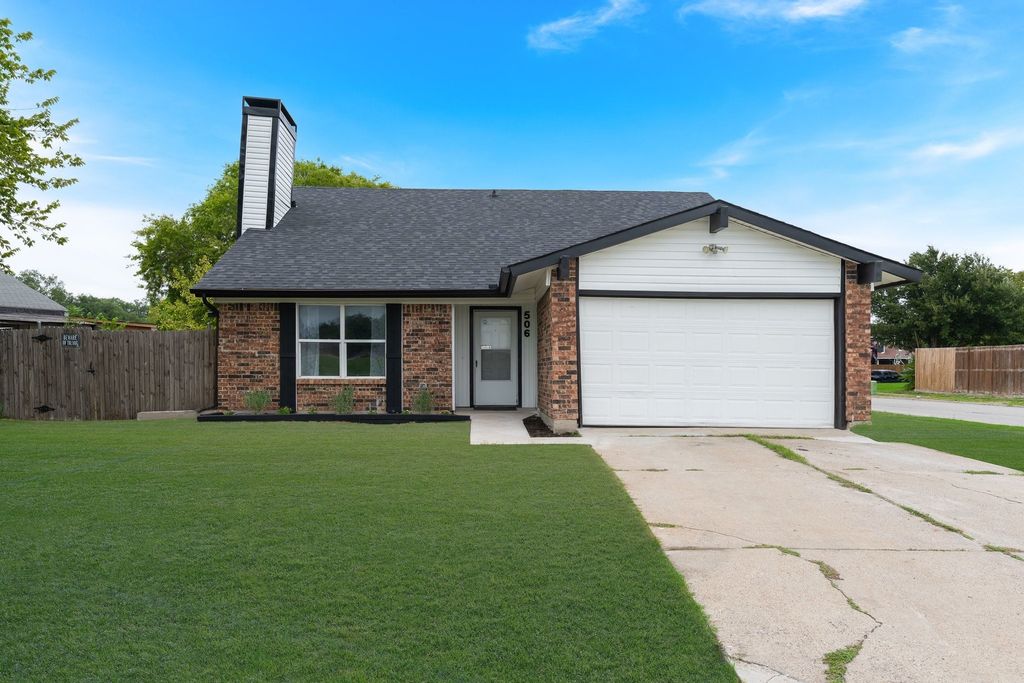 506 E Springdale Lane, Grand Prairie, TX 75052 — photo 3