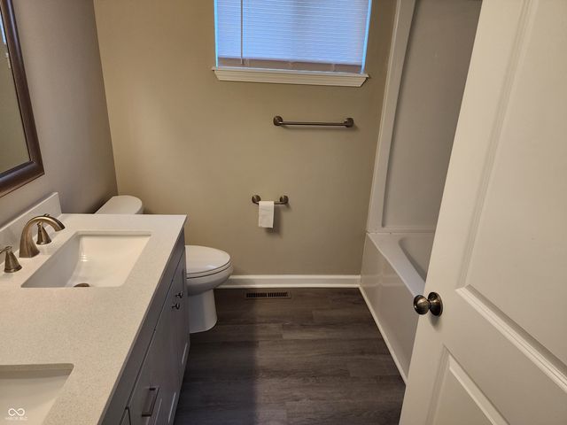 11059 Cornell Avenue, Carmel, IN 46280