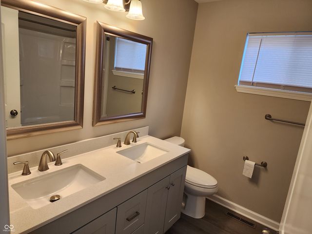 11059 Cornell Avenue, Carmel, IN 46280