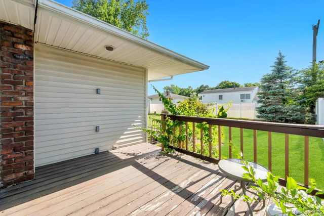 13 Fruitwood Lane, Commack, NY 11725