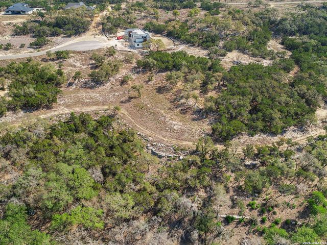 2042 Paradise Pkwy, Canyon Lake, TX 78133