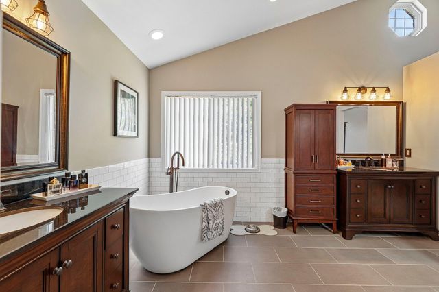 2100 Lumberjack Drive, Hebron, KY 41048