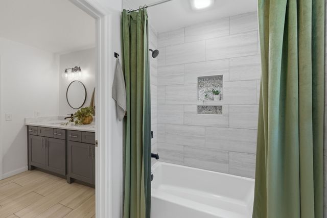 4056 Kings Ln, Nashville, TN 37218