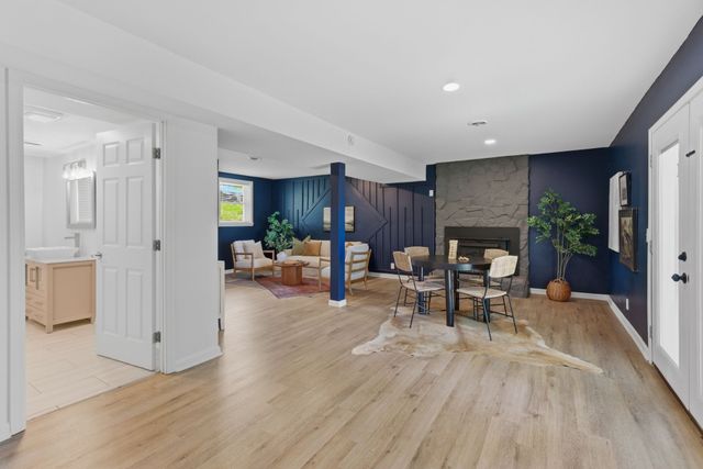 4056 Kings Ln, Nashville, TN 37218