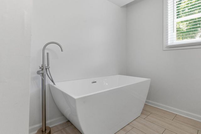 4056 Kings Ln, Nashville, TN 37218