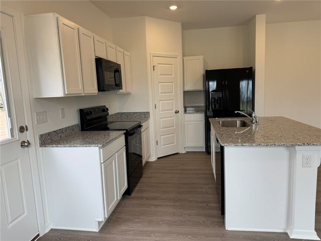 2901 B N Denver Street, Siloam Springs, AR 72761