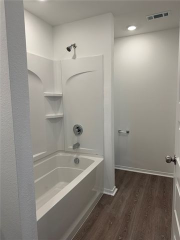 2901 B N Denver Street, Siloam Springs, AR 72761