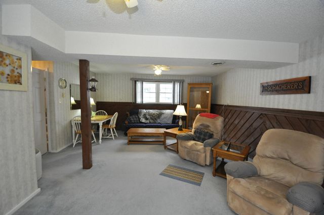 805 36th Street SW, Rochester, MN 55902