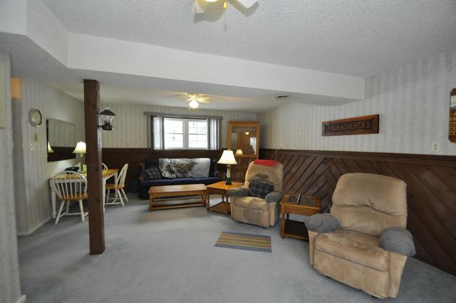 805 36th Street SW, Rochester, MN 55902