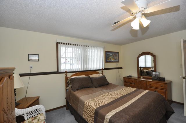 805 36th Street SW, Rochester, MN 55902