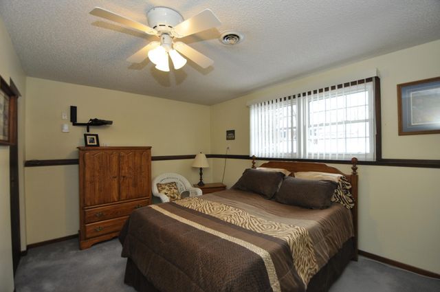 805 36th Street SW, Rochester, MN 55902