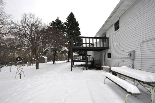 805 36th Street SW, Rochester, MN 55902