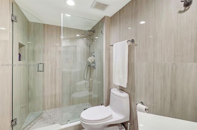 16425 Collins Avenue 311, Sunny Isles Beach, FL 33160