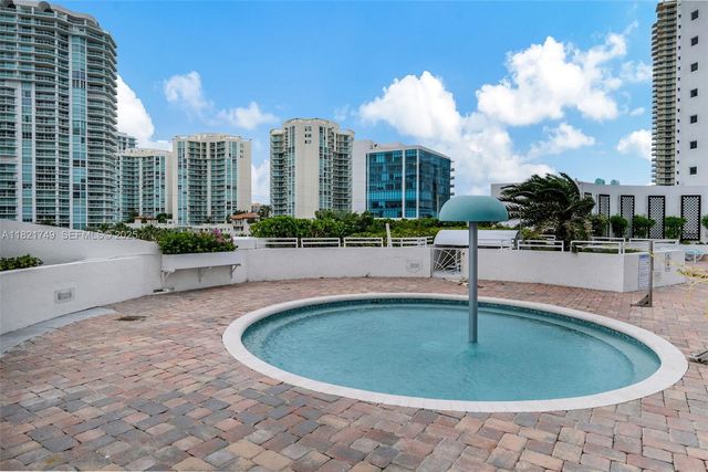 16425 Collins Avenue 311, Sunny Isles Beach, FL 33160