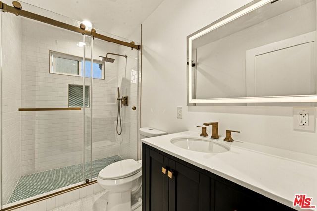 2481 Coolidge Avenue, Los Angeles, CA 90064