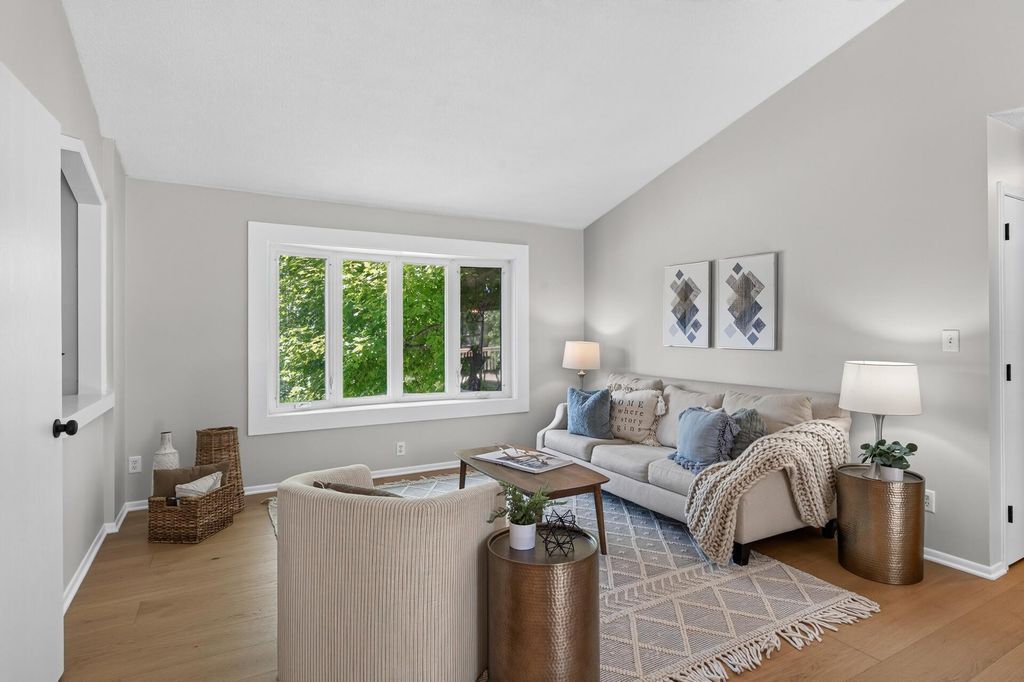 2709 Holloway Avenue E, North Saint Paul, MN 55109 — photo 5
