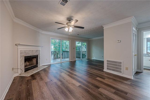 6614 Meadow Green Circle, Peachtree Corners, GA 30092