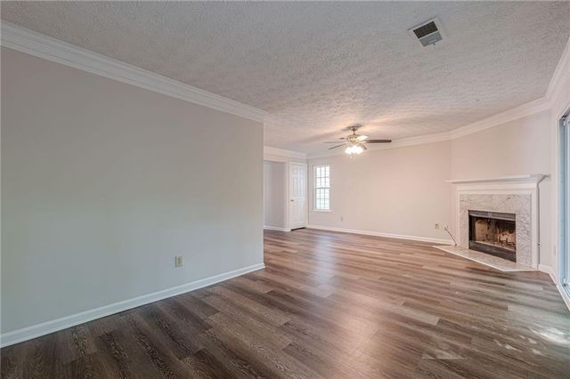 6614 Meadow Green Circle, Peachtree Corners, GA 30092