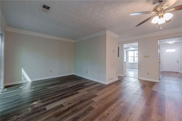 6614 Meadow Green Circle, Peachtree Corners, GA 30092