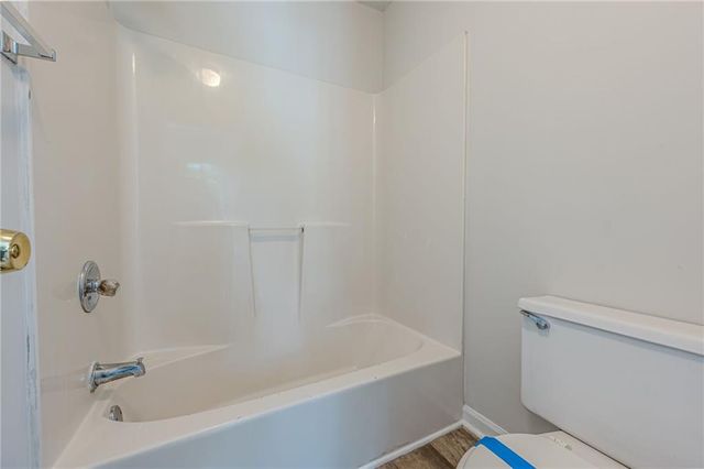 6614 Meadow Green Circle, Peachtree Corners, GA 30092