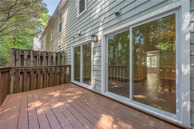 6614 Meadow Green Circle, Peachtree Corners, GA 30092