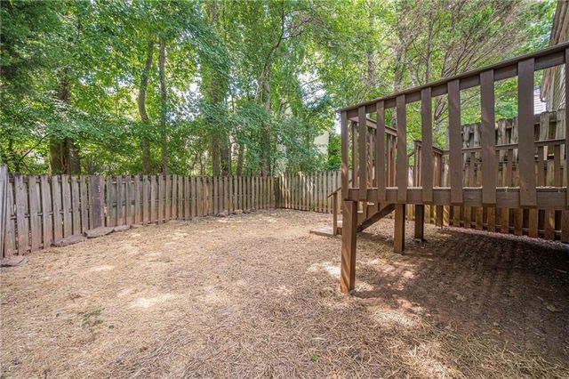 6614 Meadow Green Circle, Peachtree Corners, GA 30092