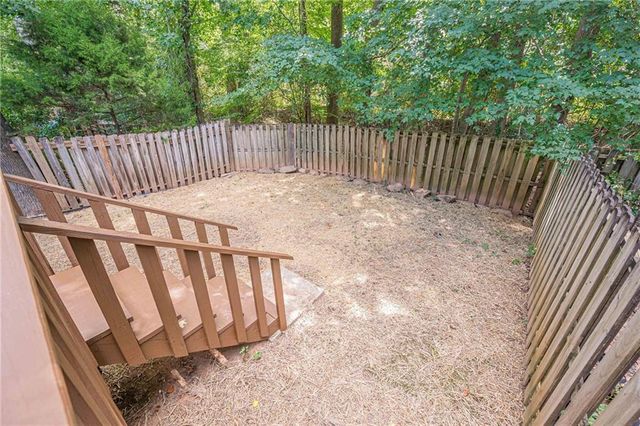 6614 Meadow Green Circle, Peachtree Corners, GA 30092