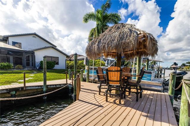 1911 32nd TER, Cape Coral, FL 33904