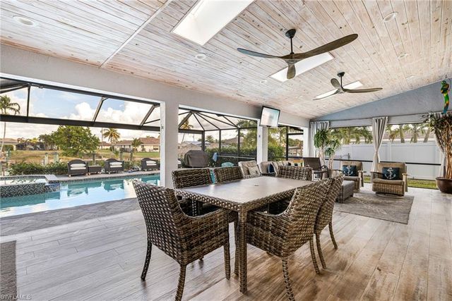 1911 32nd TER, Cape Coral, FL 33904