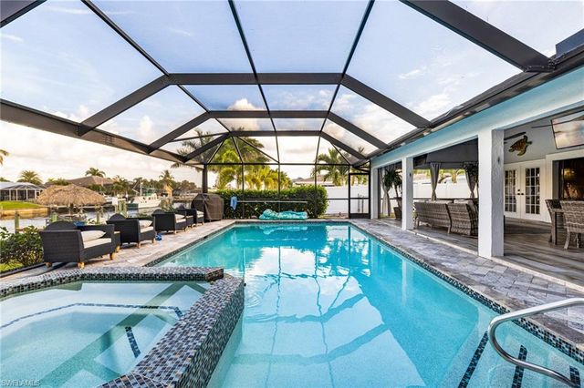 1911 32nd TER, Cape Coral, FL 33904