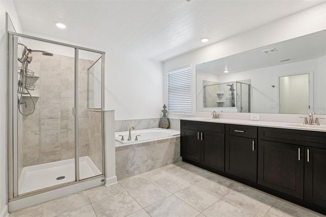 2872 CAMDEN WAY, Davenport, FL 33837