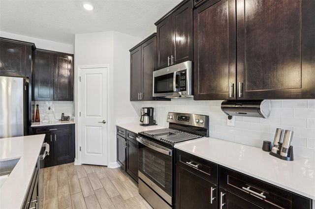 2872 CAMDEN WAY, Davenport, FL 33837