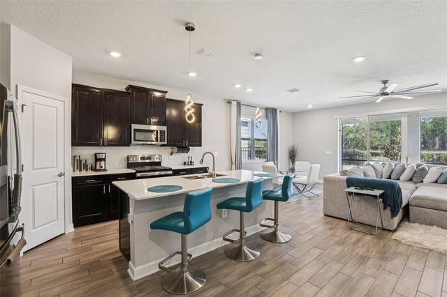 2872 CAMDEN WAY, Davenport, FL 33837