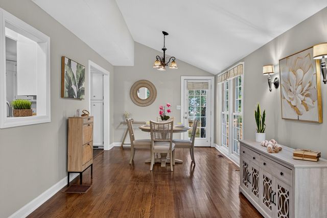 17 Plantation Circle, Summerville, SC 29485