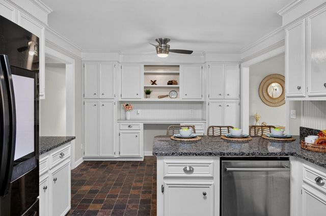 17 Plantation Circle, Summerville, SC 29485