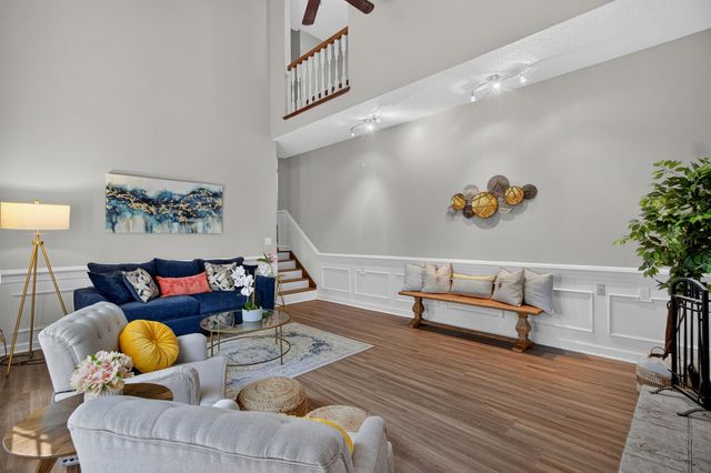 17 Plantation Circle, Summerville, SC 29485