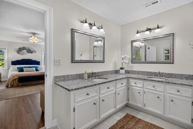 17 Plantation Circle, Summerville, SC 29485