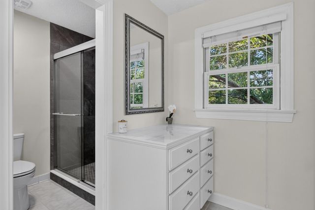 17 Plantation Circle, Summerville, SC 29485