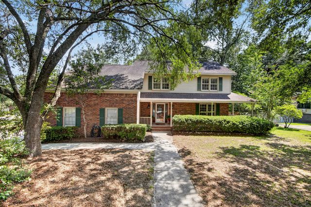 17 Plantation Circle, Summerville, SC 29485