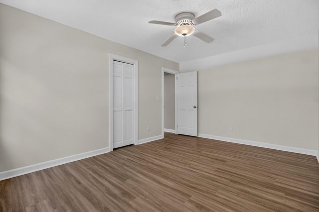 17 Plantation Circle, Summerville, SC 29485