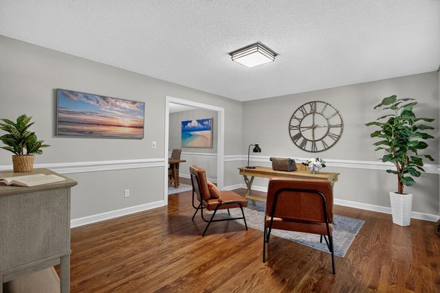 17 Plantation Circle, Summerville, SC 29485