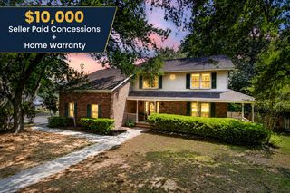 17 Plantation Circle, Summerville, SC 29485
