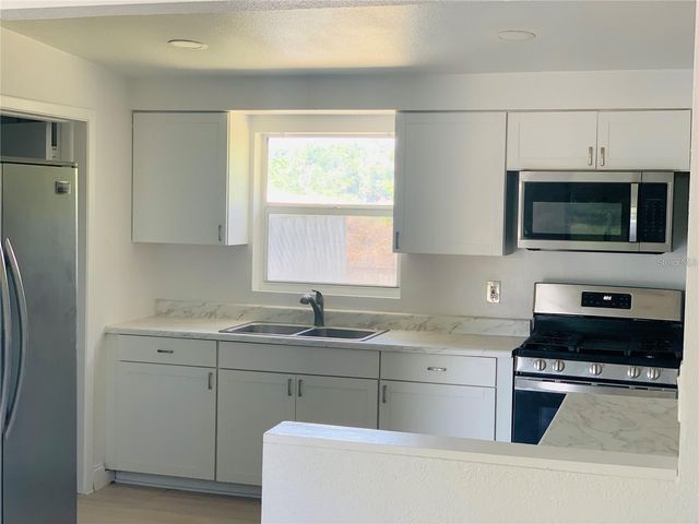 1135 7TH STREET N, Safety Harbor, FL 34695